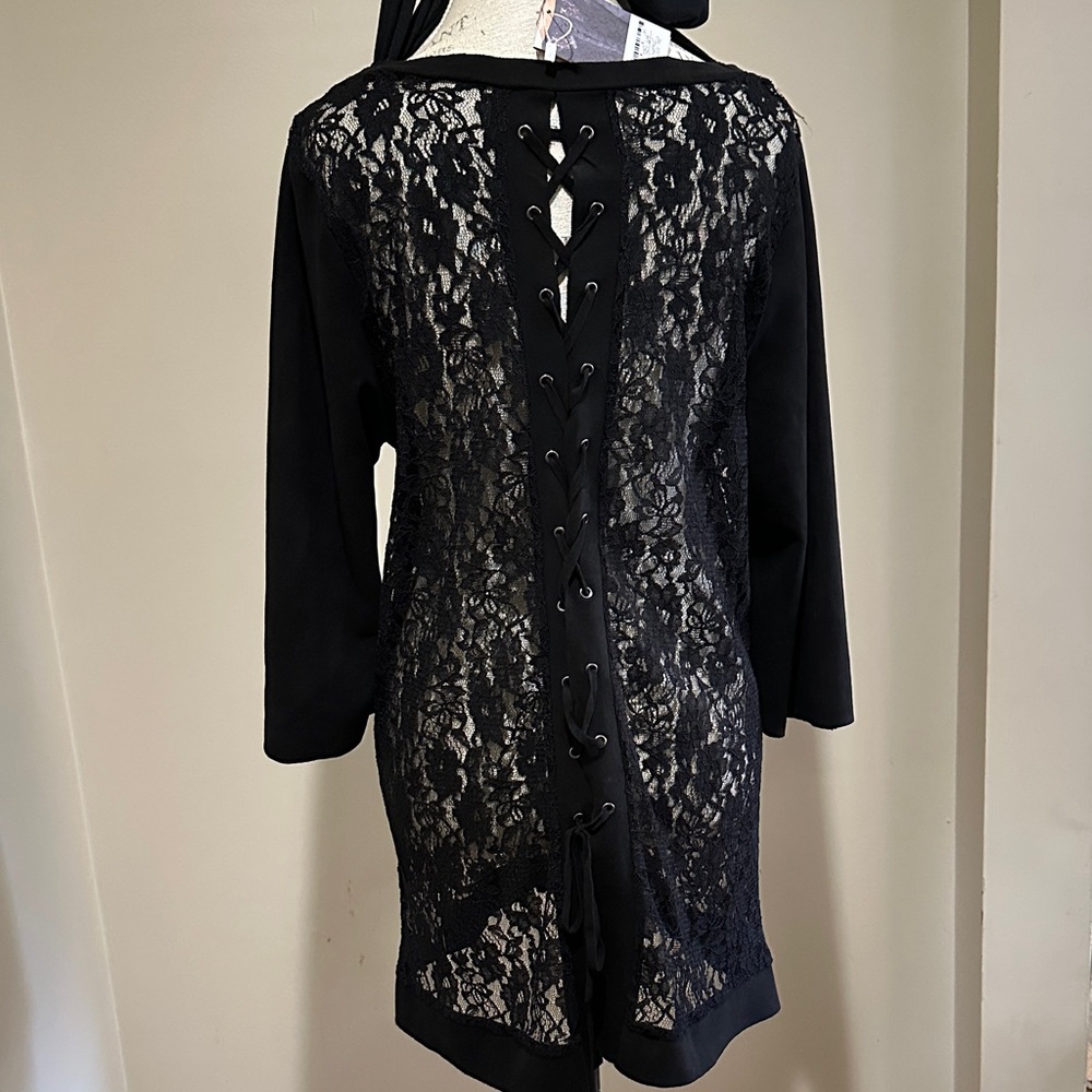 Black Lace-Back Sheer Blouse/ L